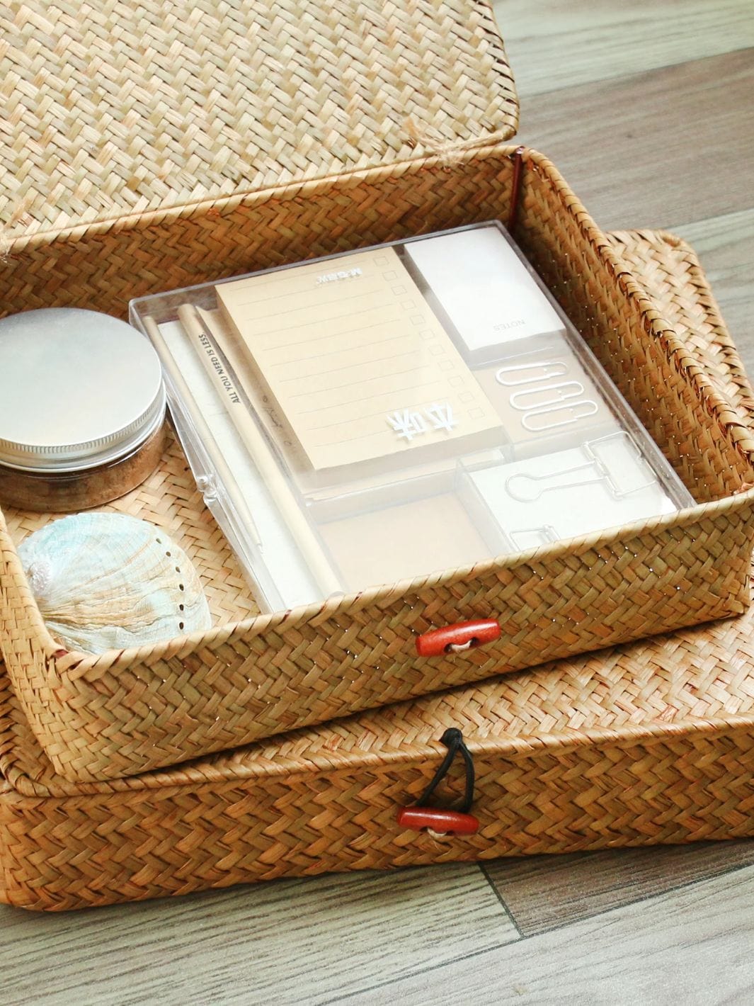 Petit panier en osier avec couvercle 32x28x7 cm & 28x24x6 cm