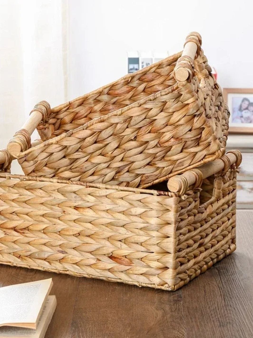 Petit panier en osier rectangulaire